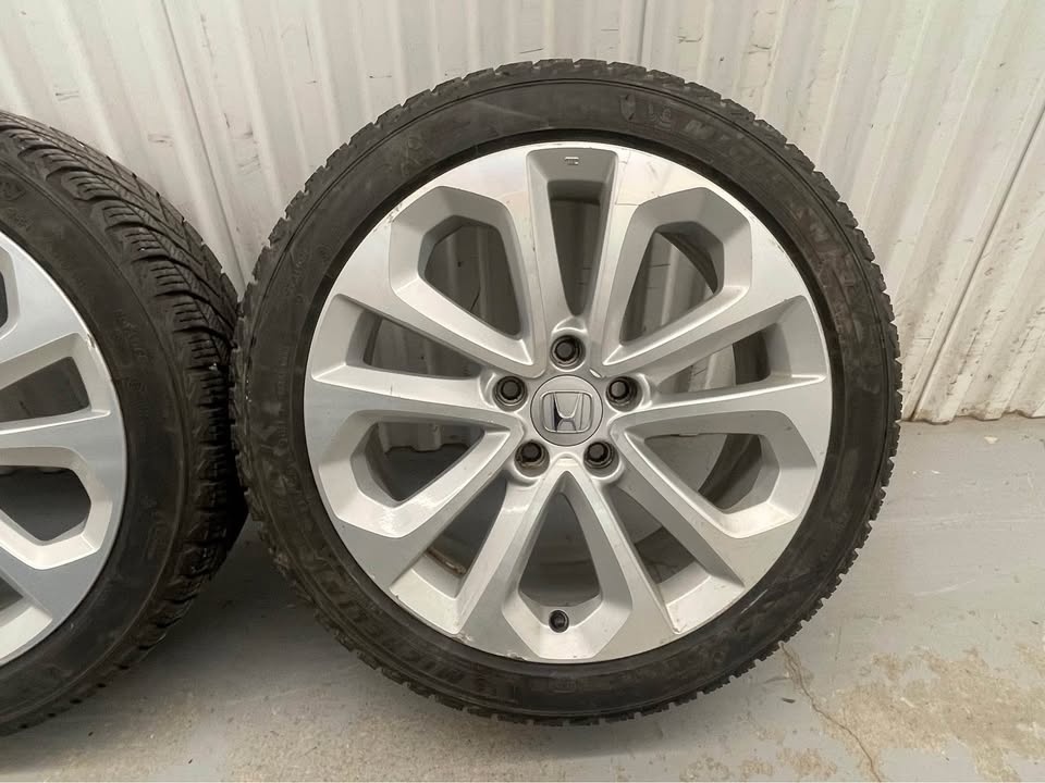 Honda Accord 18” Winter Wheels W/Michelin tires - photo 5
