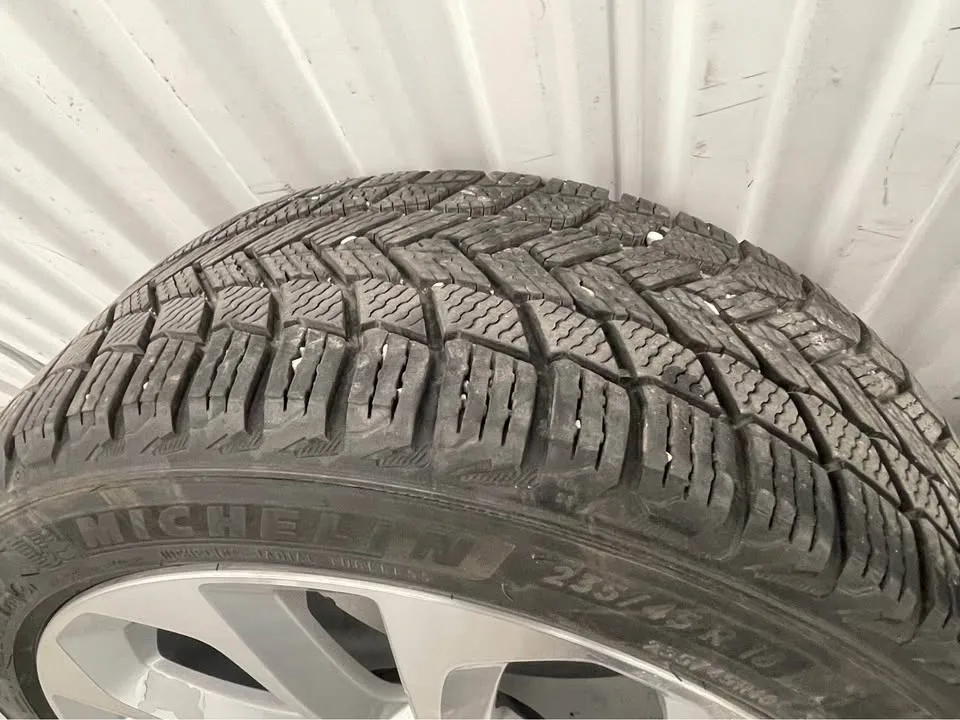 Honda Accord 18” Winter Wheels W/Michelin tires image indicator(6)