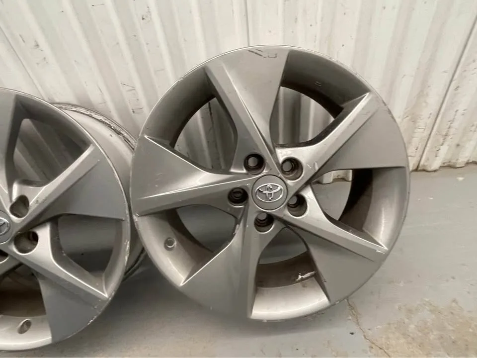 Toyota 18” inch Wheels image indicator(5)