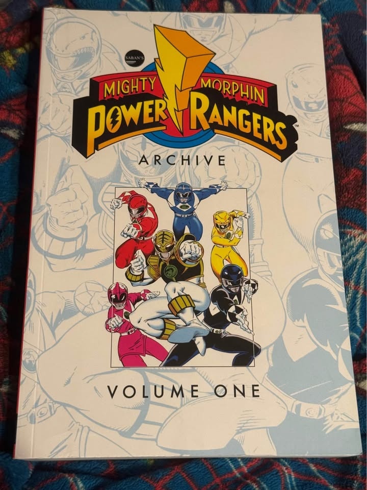 Power Rangers Archives 1 & 2 IDW - Excellent Condition - photo 2