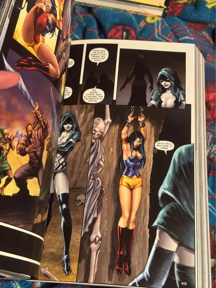 The Grimm Fairy tales omnibus volume 2. By Zoescope studios. New image indicator(7)