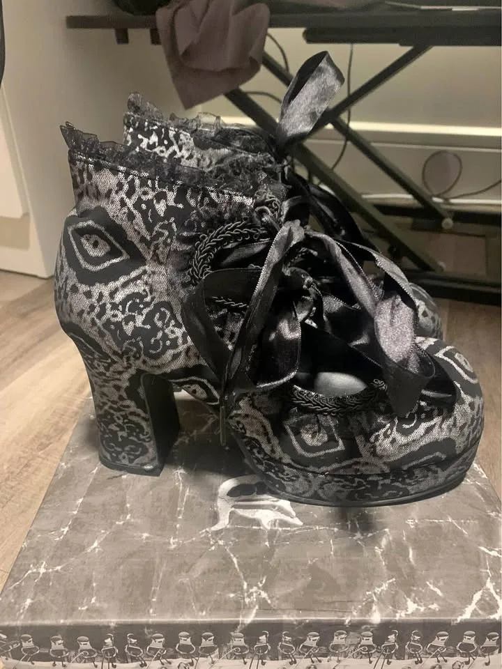 Demonia heels size 9