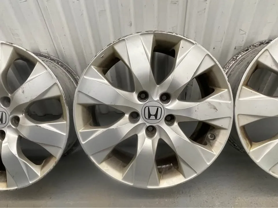 Honda 17” Inch Wheels image indicator(4)