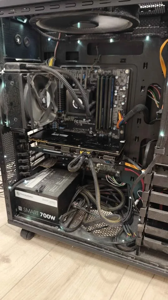 Desktop (once was top) image indicator(6)