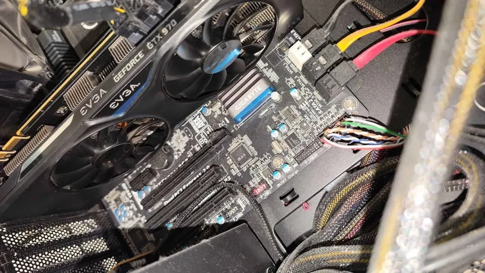 Desktop (once was top) image indicator(7)