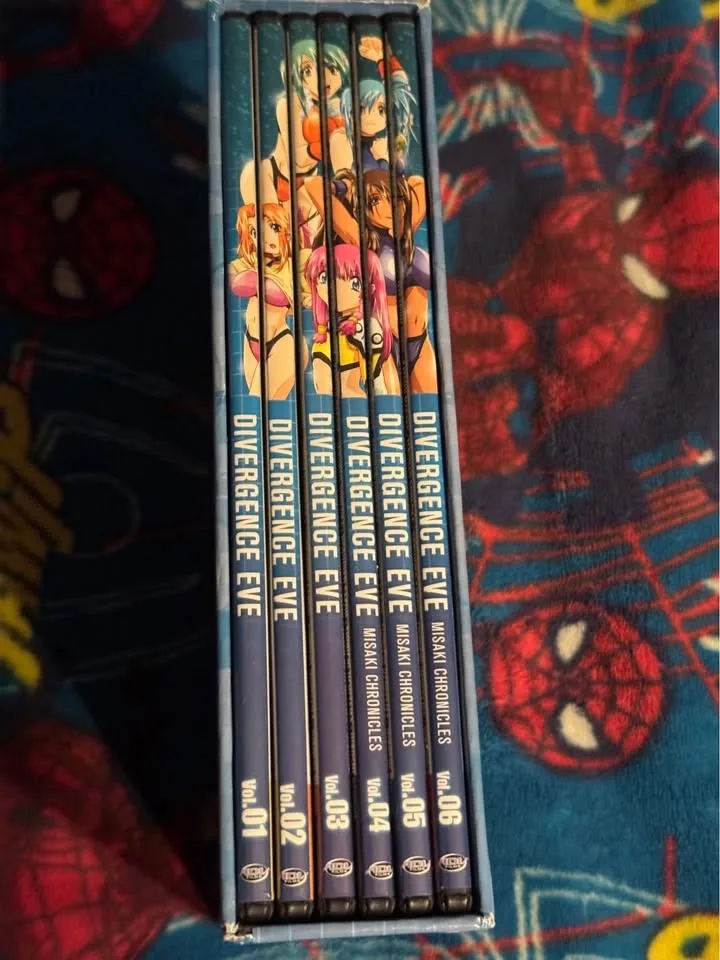 Divergence Eve complete collection DVD. Like New!! image indicator(3)
