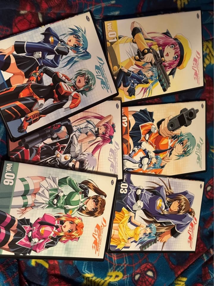 Divergence Eve complete collection DVD. Like New!! - photo 5