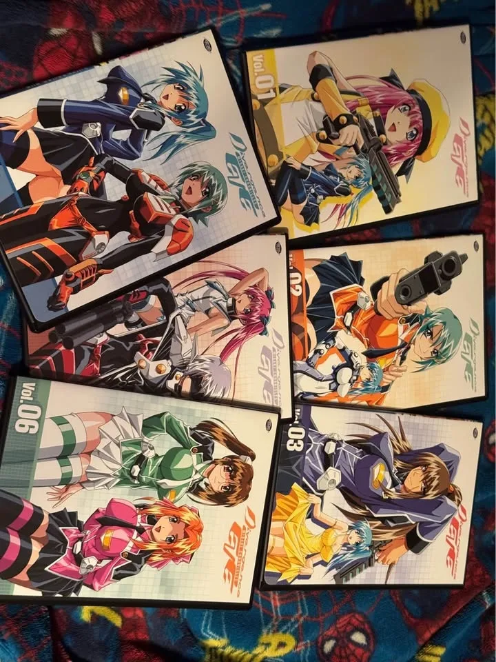 Divergence Eve complete collection DVD. Like New!! image indicator(6)