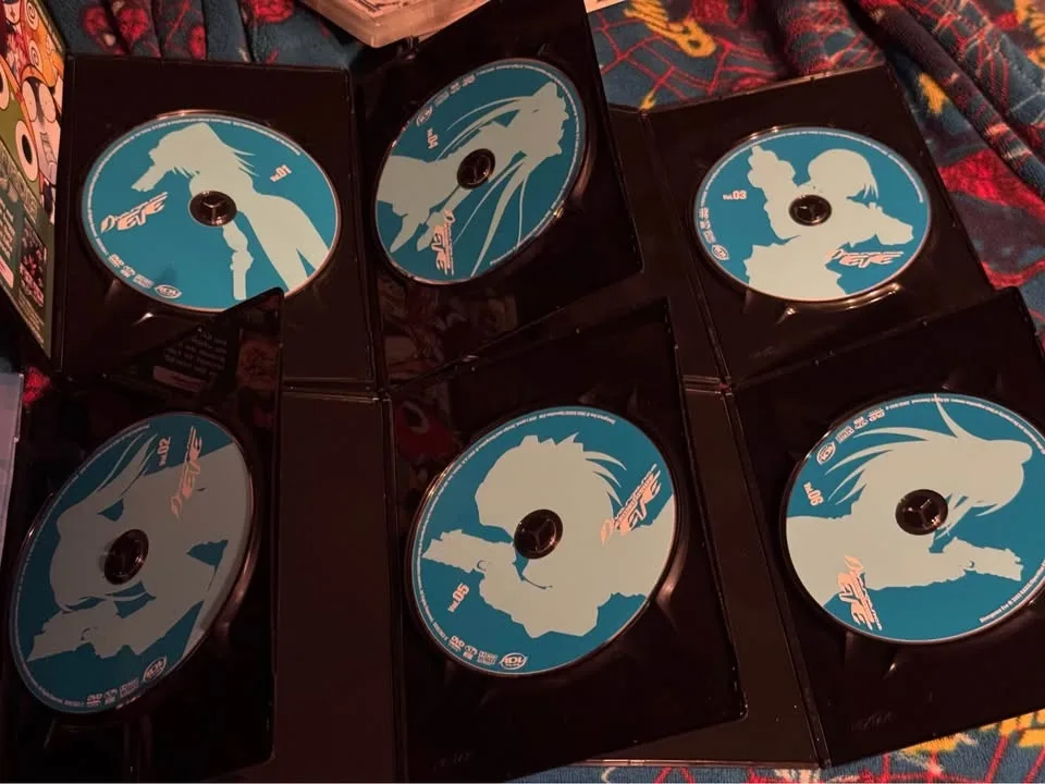 Divergence Eve complete collection DVD. Like New!! image indicator(8)