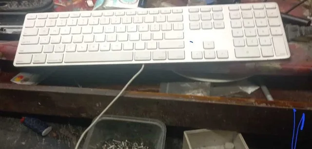 Apple keyboard in white