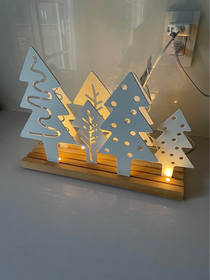 LED Illuminated Forest Scene Wooden Modern Christmas Tree - photo 2