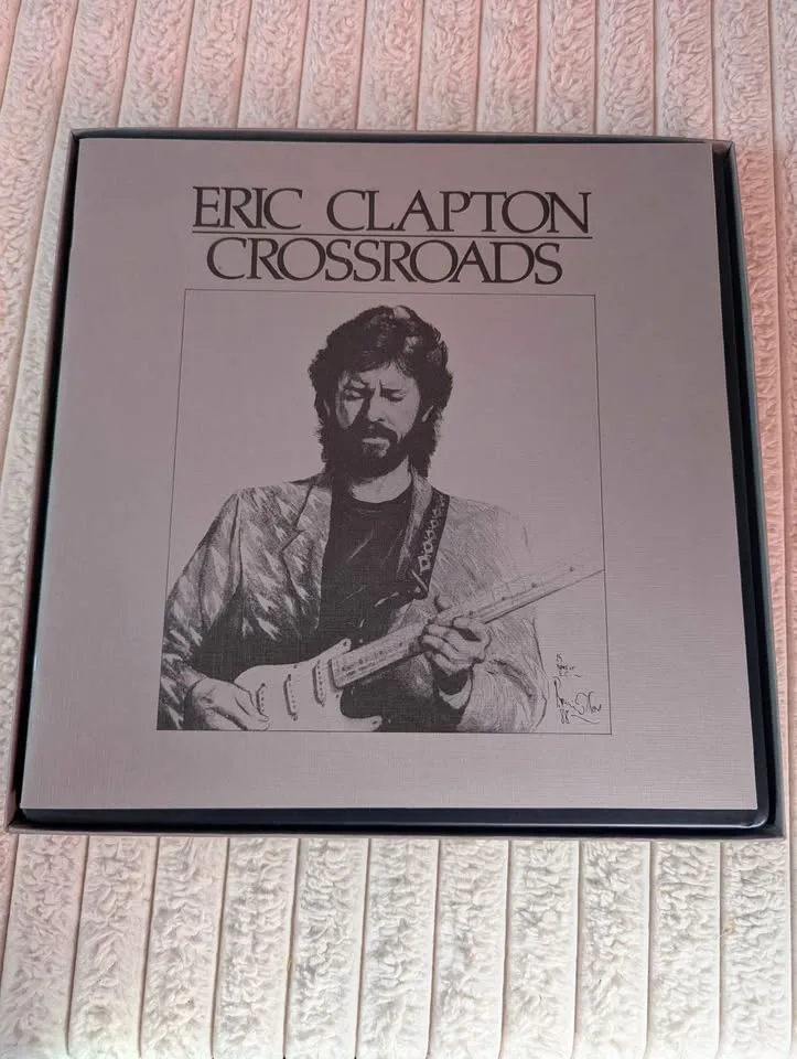 Eric Clapton Crossroads Cassette Box Set image indicator(2)