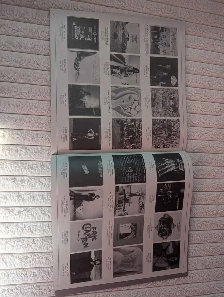 Eric Clapton Crossroads Cassette Box Set image indicator(9)