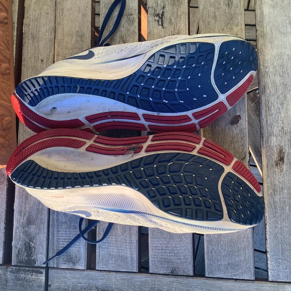 Nike Air Zoom Pegasus 37 New York Giants - size 9.0 - photo 5