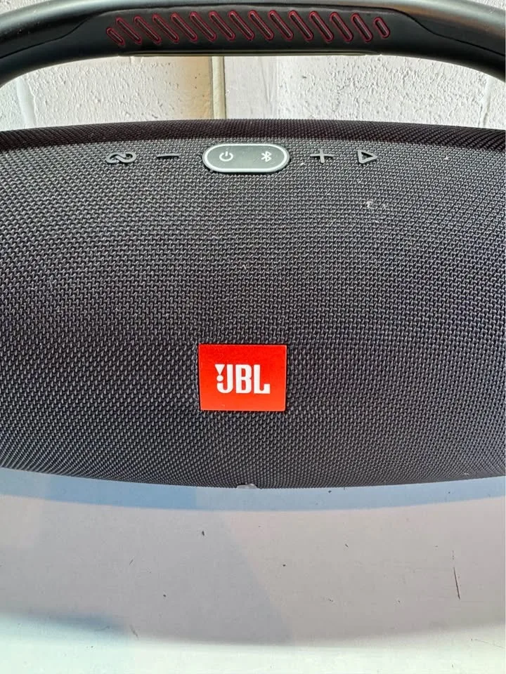 JBL Boombox 2 – Mint Condition – Powerful Bluetooth Speaker image indicator(2)