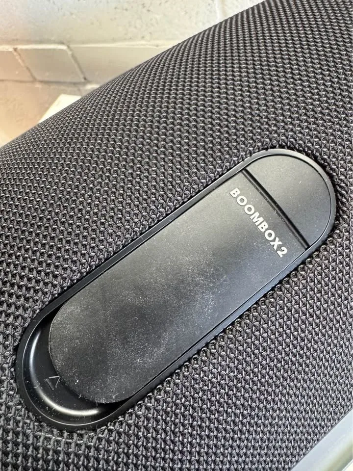 JBL Boombox 2 – Mint Condition – Powerful Bluetooth Speaker image indicator(5)