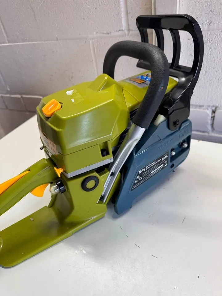 Radley 52cc Gas Chainsaw – Powerhead Only image indicator(4)