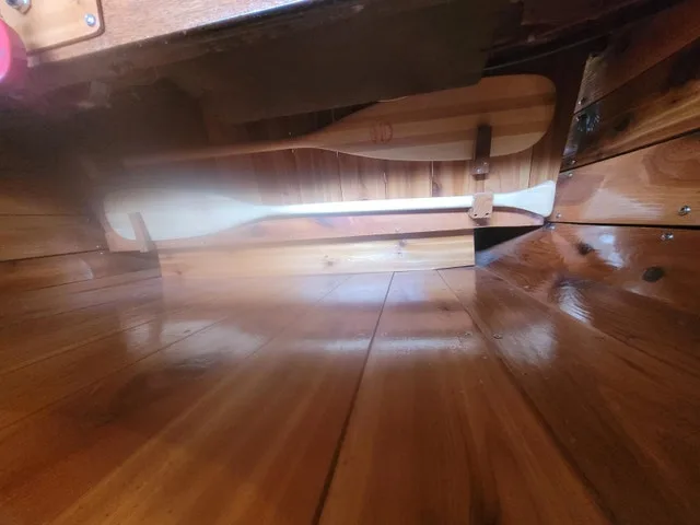 Classic Cedar Boat 16 foot with Motor and Trailer image indicator(5)