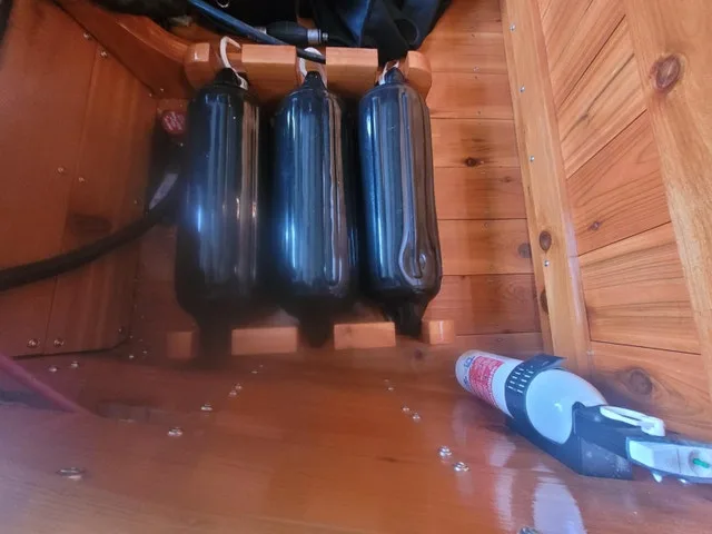 Classic Cedar Boat 16 foot with Motor and Trailer image indicator(6)