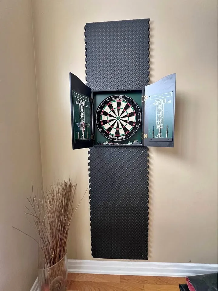 Premium Dartboard & Wall Protector Setup – Ready to Play!