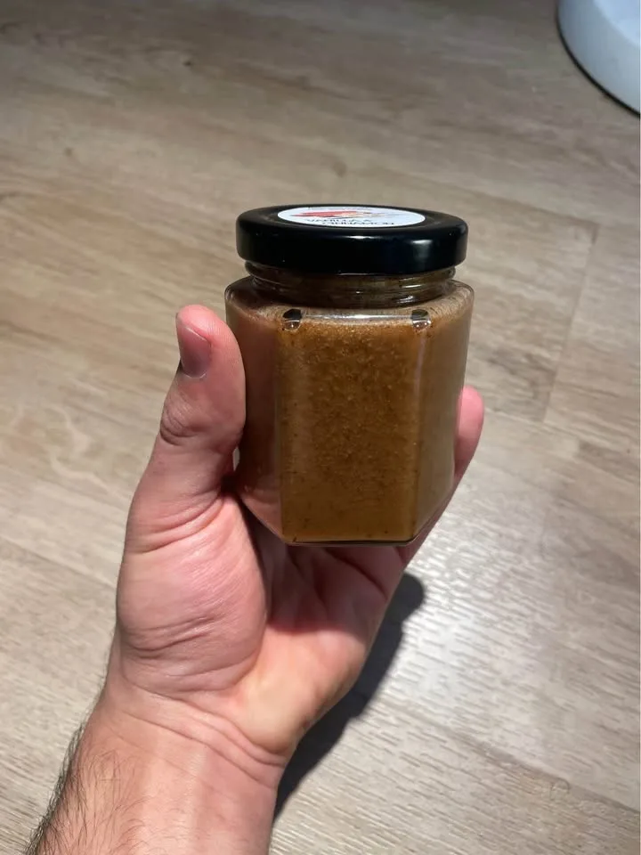 Raw Unpasteurized Creamed Honey With Cinnamon and Vanilla Flavor image indicator(2)