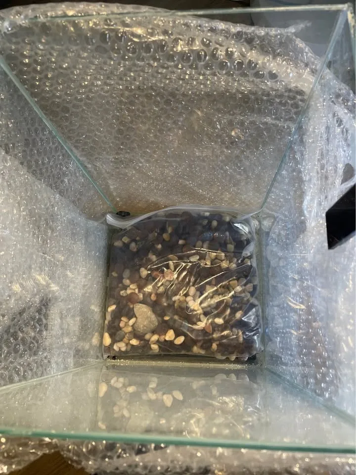 Brand New Fish Tank Never Used image indicator(2)