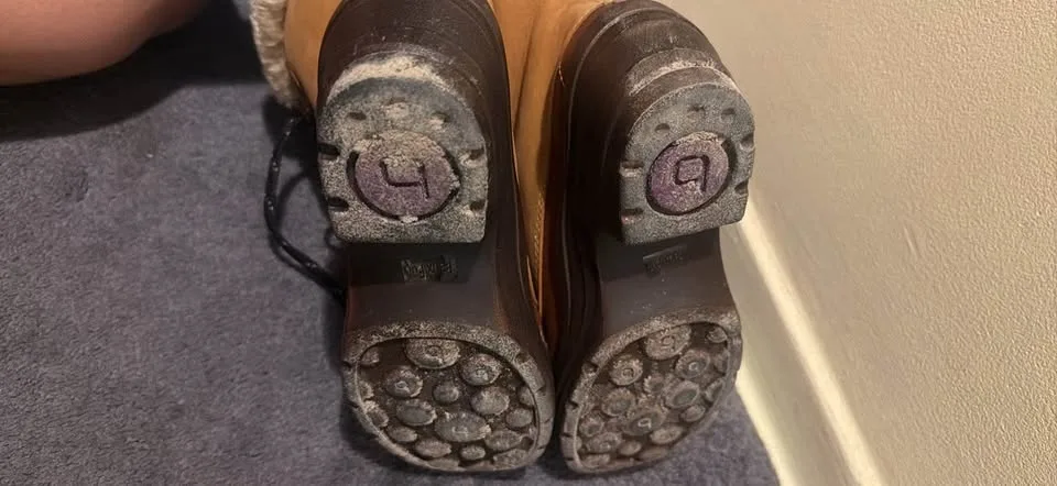 Bionica Rosemount waterproof leather boot size 6 image indicator(4)