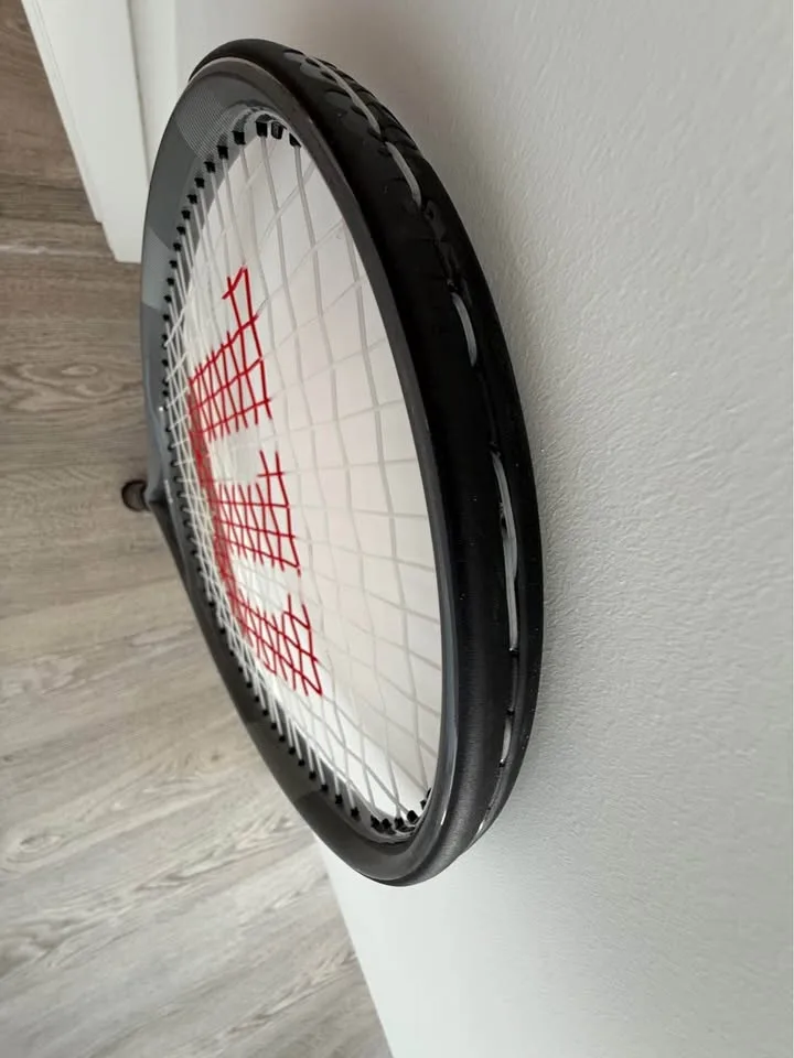 Wilson Pro Staff Precision Team 100 Tennis Racket image indicator(2)