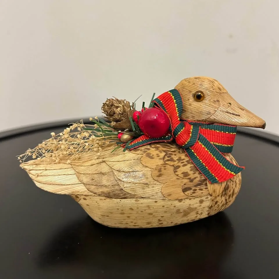 Straw Duck Décor – Vintage Folk Art Duck #Cleanout image indicator(2)
