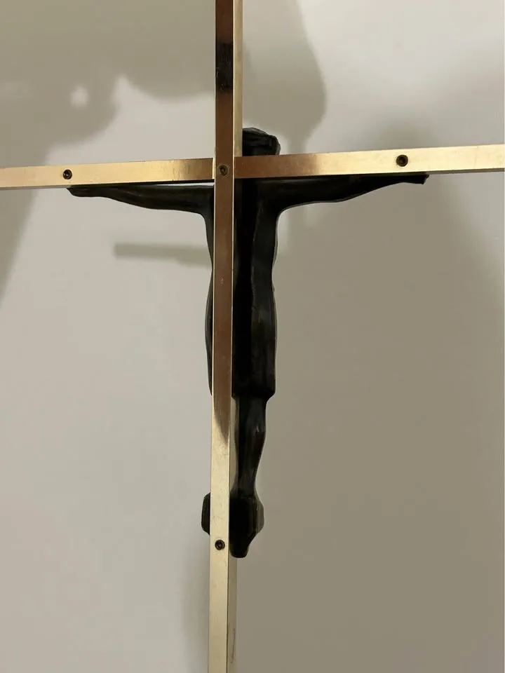 Vintage Brass & Metal Crucifix – Wall Hanging Cross 10” image indicator(5)