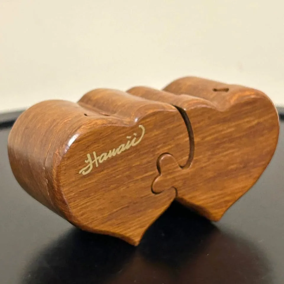 Hand-Carved Hawaii Small Wooden Puzzle Hearts Trinket Box