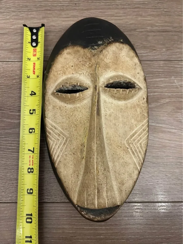 Vuvi Mask Gabon – Hand-Carved Tribal Art #Cleanout image indicator(4)