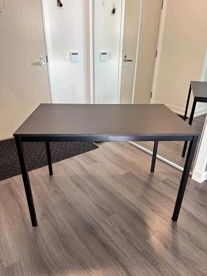 IKEA SANDSBERG Table (black)