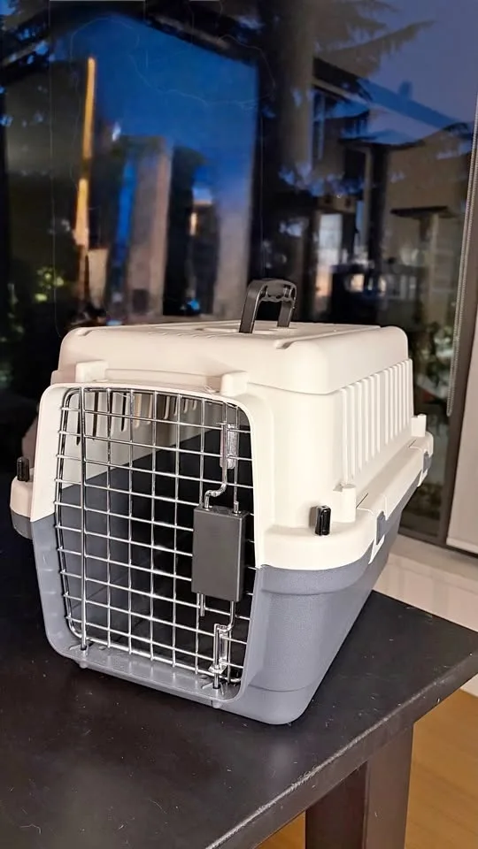 Small Dog or Cat Crate