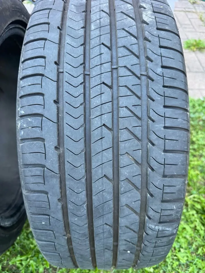 19 inch Rims with tires, 255/40/19new tires. 5x100 image indicator(2)