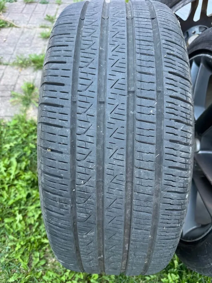 19 inch Rims with tires, 255/40/19new tires. 5x100 image indicator(6)