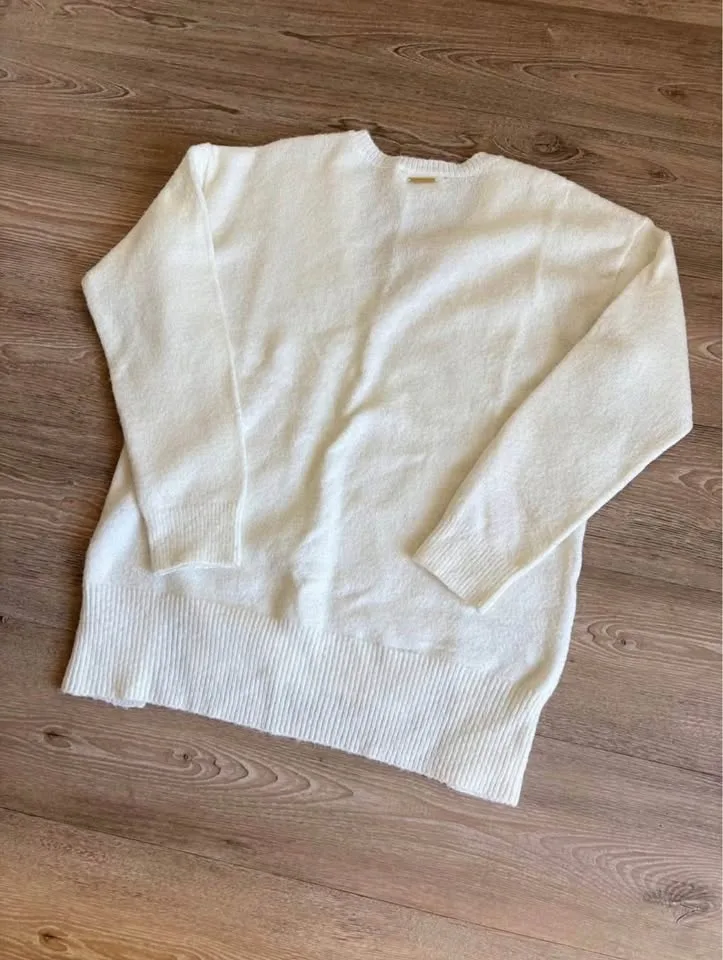 Michael Kors Sweater image indicator(3)