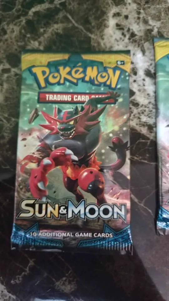 X3 Pokémon Sun & Moon Base Set Booster Packs image indicator(2)