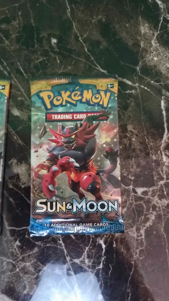 X3 Pokémon Sun & Moon Base Set Booster Packs image indicator(4)