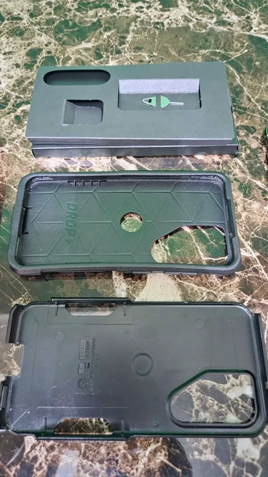 Samsung Galaxy S23 Phone + Otterbox Defender Case image indicator(9)