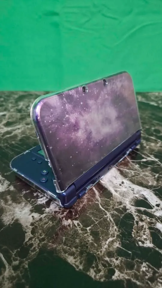 Modded Nintendo New 3DS XL Galaxy Limited Edition image indicator(2)