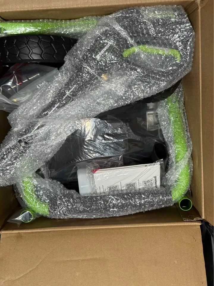 NEW Electric Pressure Washer Greenworks 2100 PSI image indicator(4)