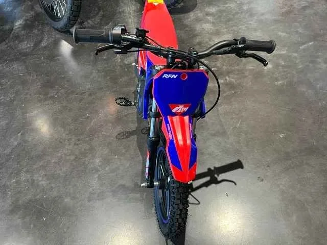 🎄 🎁%🏷️Kids Electric Dirtbike 700W 36volt 🎁% image indicator(6)