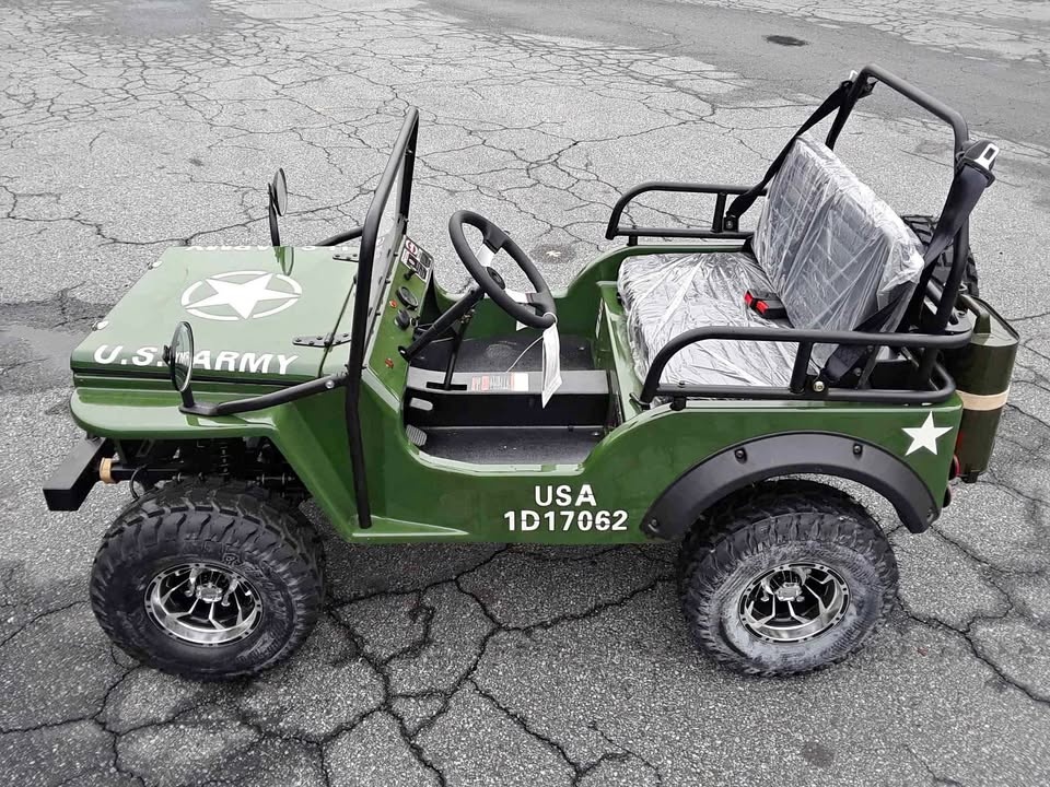 🎁 Brand New Kids Ride On Gas Jeep 🎁 🎁 150cc