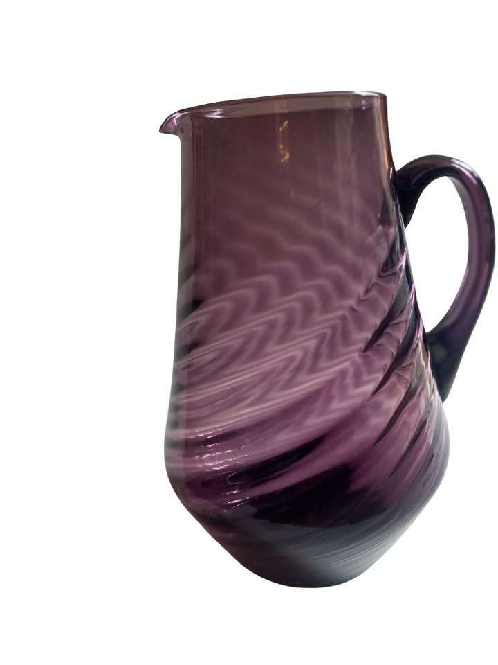 Vintage Amethyst Swirled Glass Jug 1950s-70s - $75 - photo 4