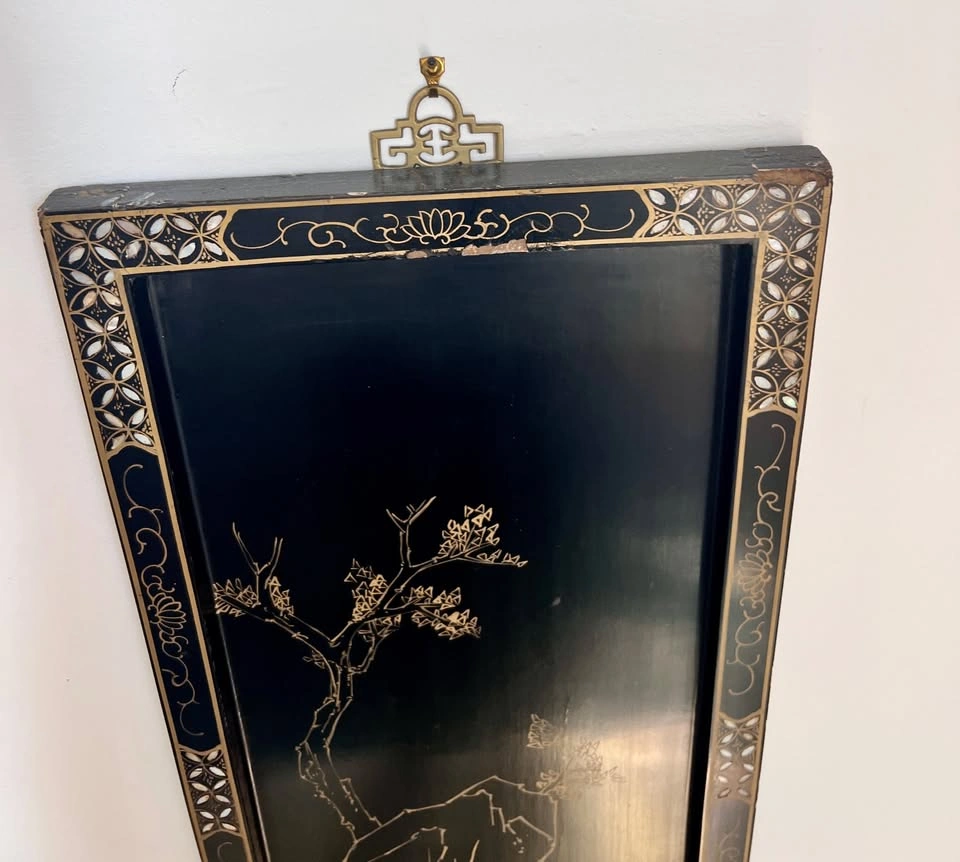 ⚡️RARE FIND⚡️ Vintage Black Lacquer & Jade Wall Art - photo 5