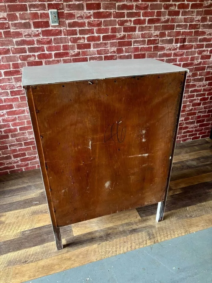 Vintage Bow-Front Dresser – Solid Wood, Stunning Curved Front, R image indicator(6)