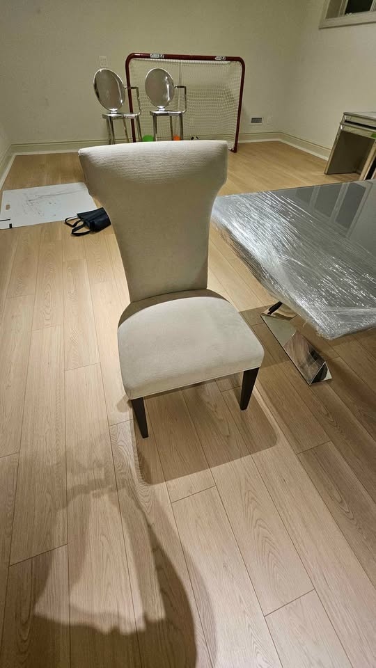 Dining Table With Chairs - photo 5