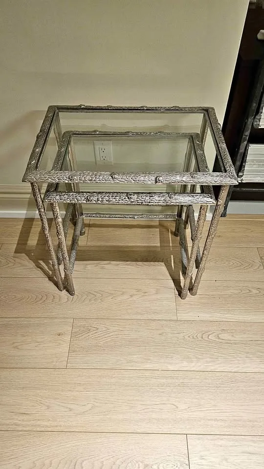 Nesting Table