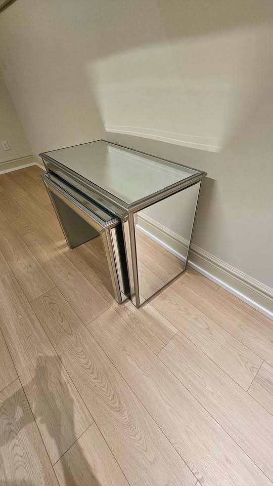 Mirrored Nesting Table - photo 2